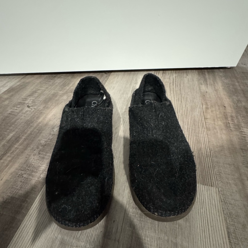 Chaco Women’s Dark Gray Slip-On Loafers